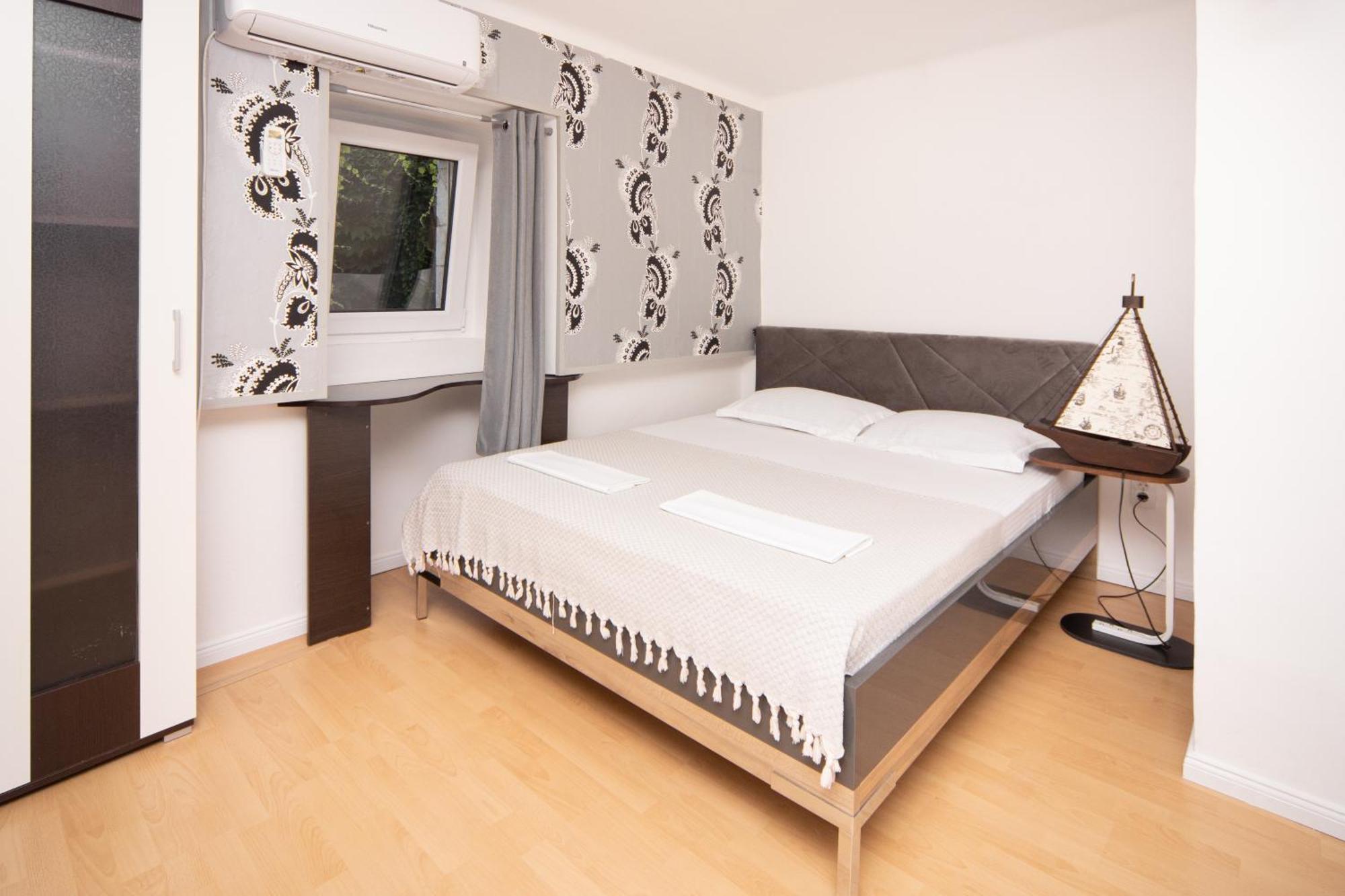 Stone Beach Apartments Pržno Buitenkant foto